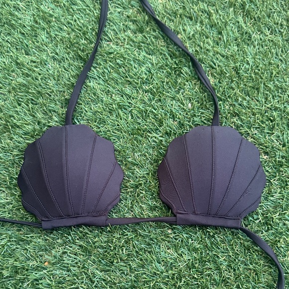 Black mermaid Shell Bikini Top - Picture 1 of 1